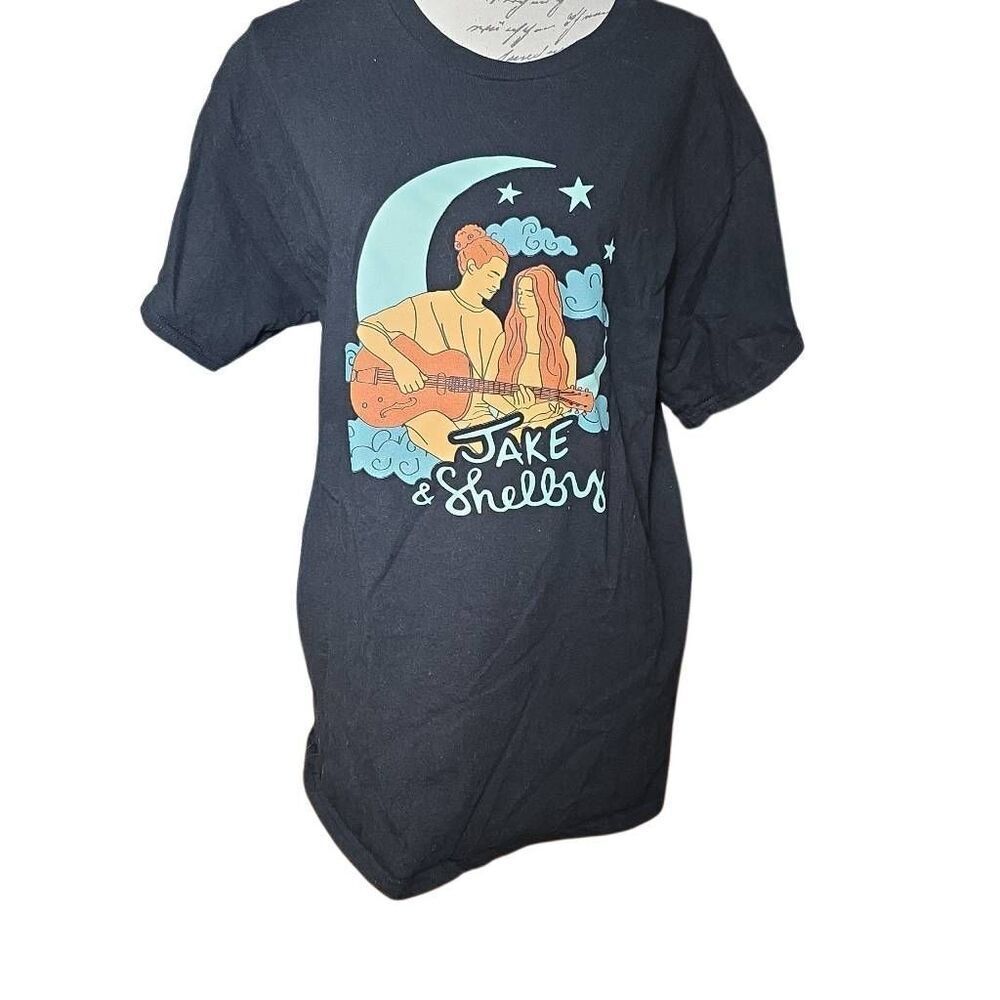 Gildan Unisex Size Large Black Blue Jake & Shelby Graphic Short Sleeve T-shirt